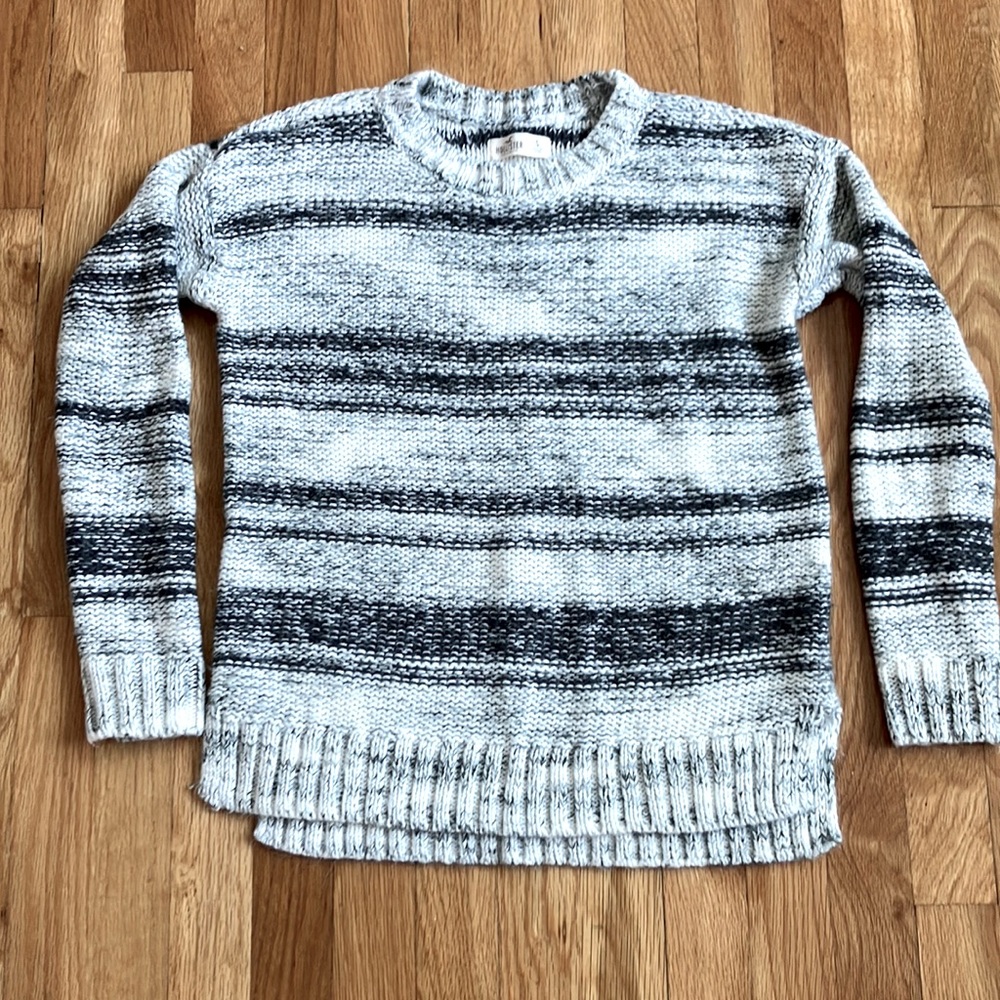 Hollister ombray stripe sweater ivory/black size small